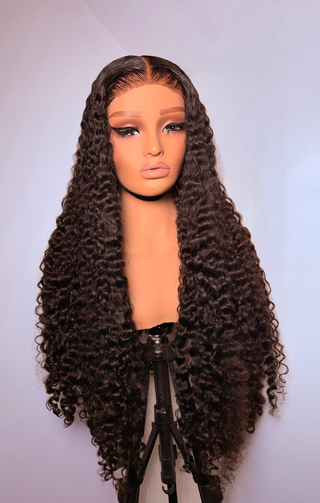 30” 5x5 lace front Layluxe pixie curls. Pre-bleached, pre-cut, pre-styled.