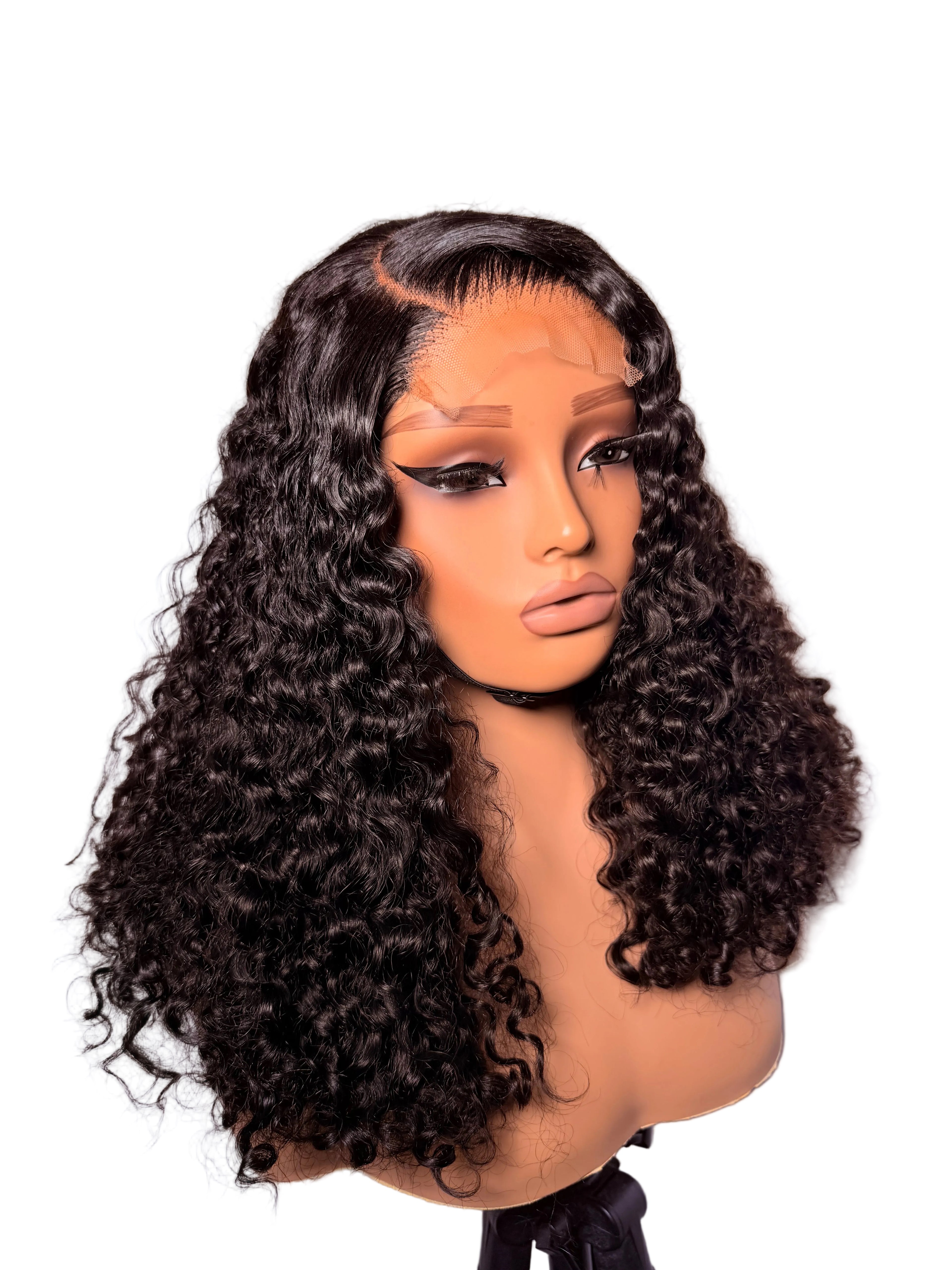 18” 4x4 bold curls (comes in middle part)