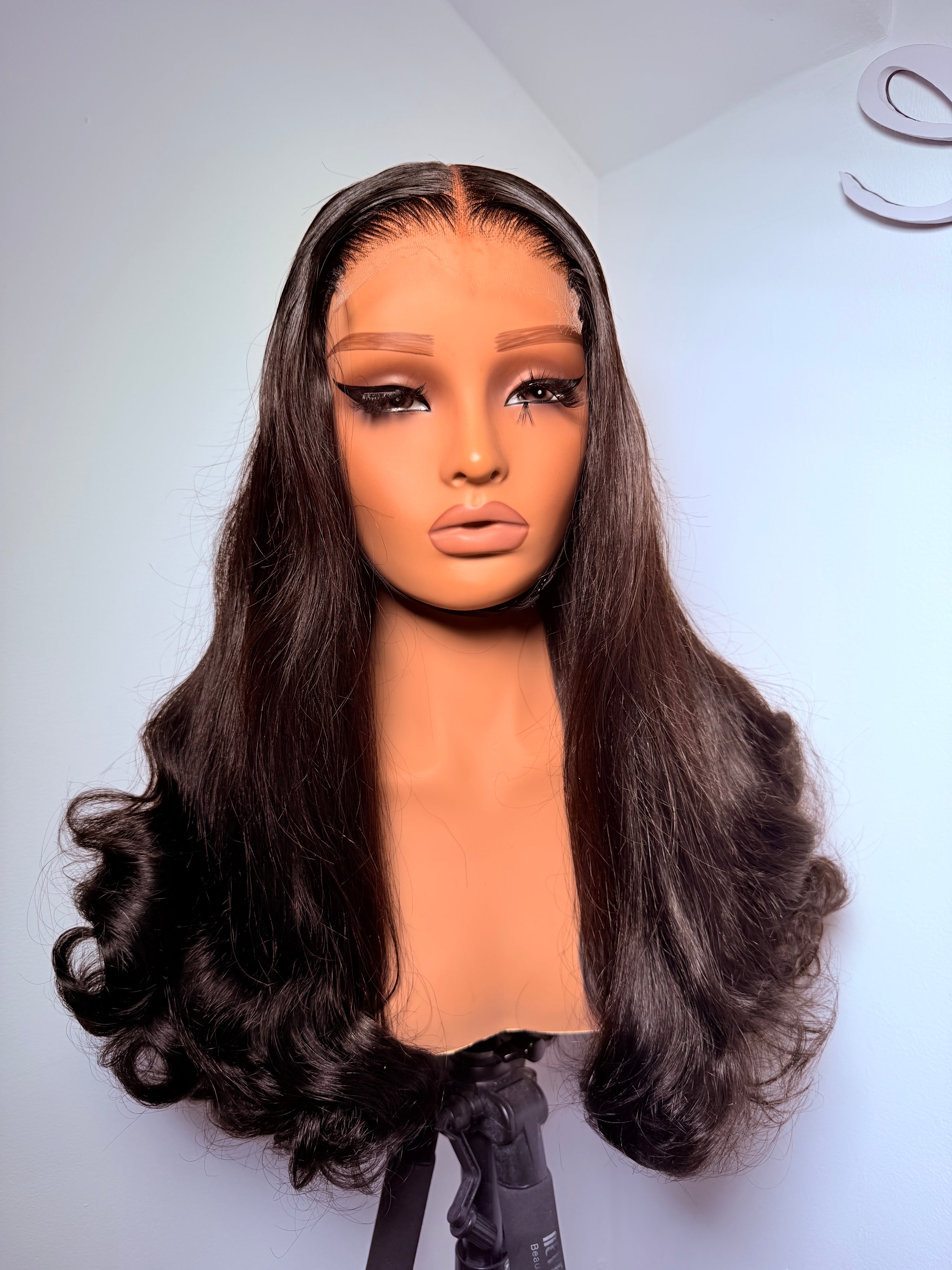 26” 5x5 HD virgin raw Vietnamese dancing tip bounce 
(Pre-bleached, pre plucked, pre styled
Factory wig)