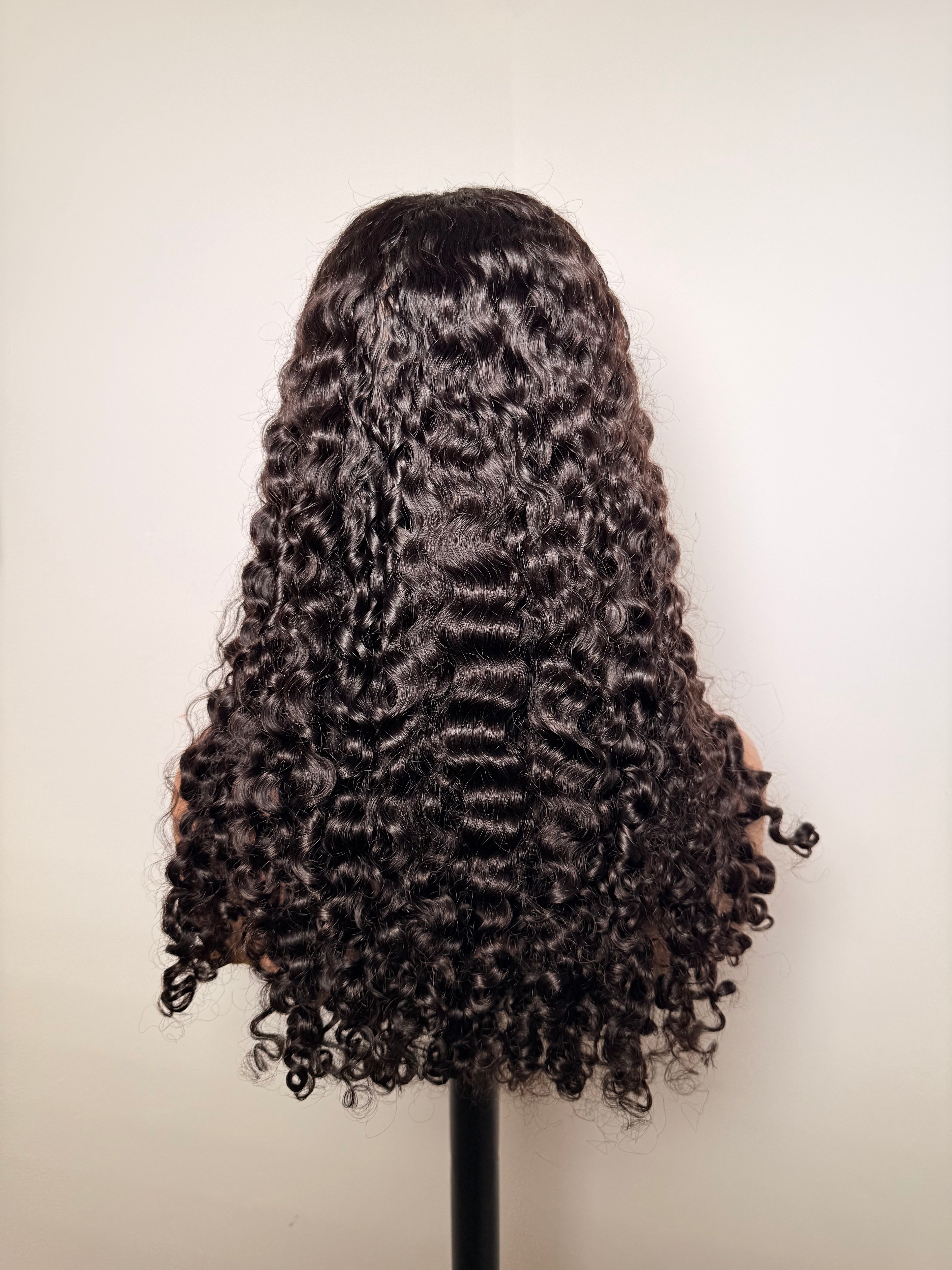 24” 5x5 dd Burmese curls