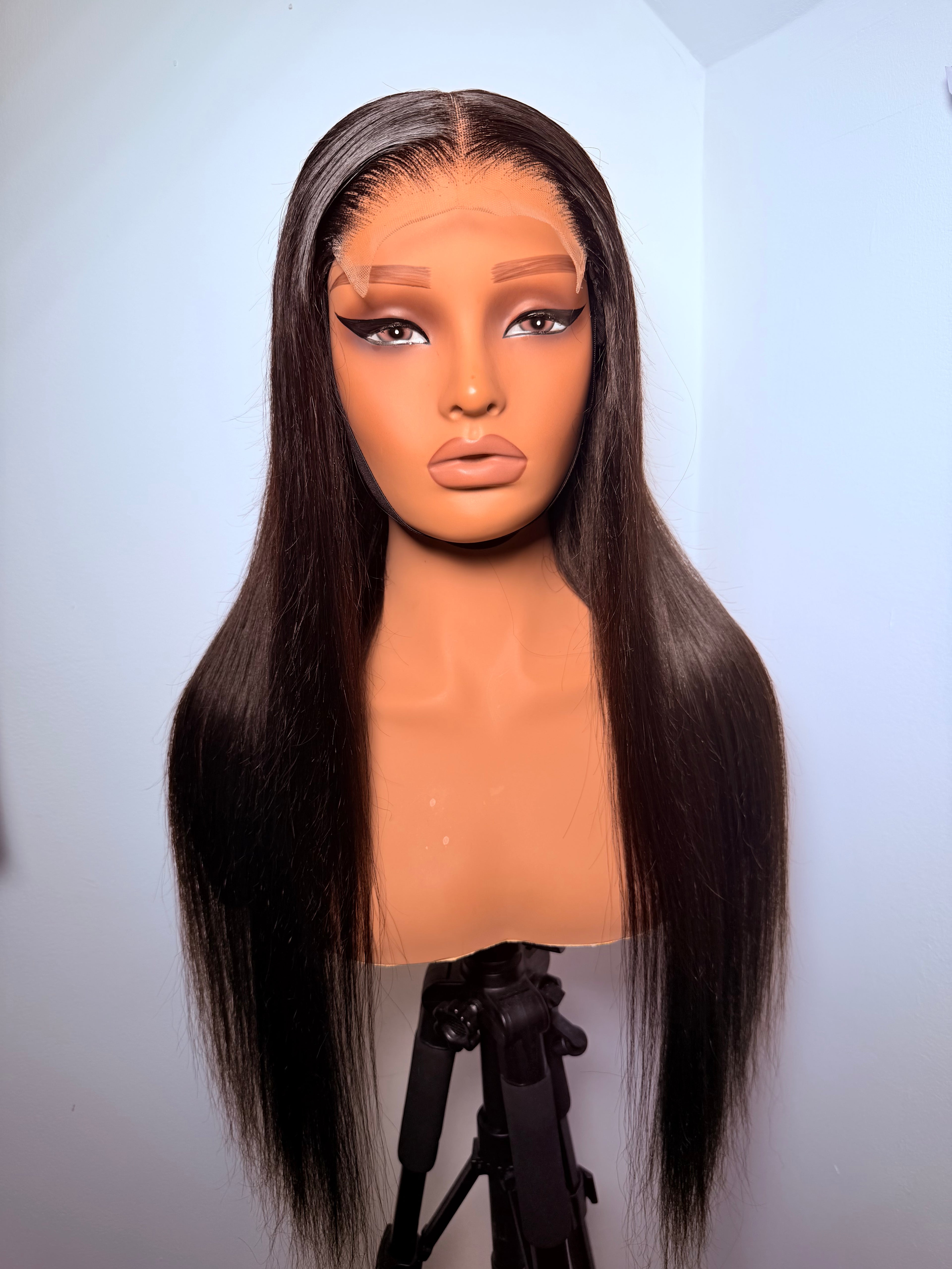 Sales- 28” 5x5 lace straight -180 density