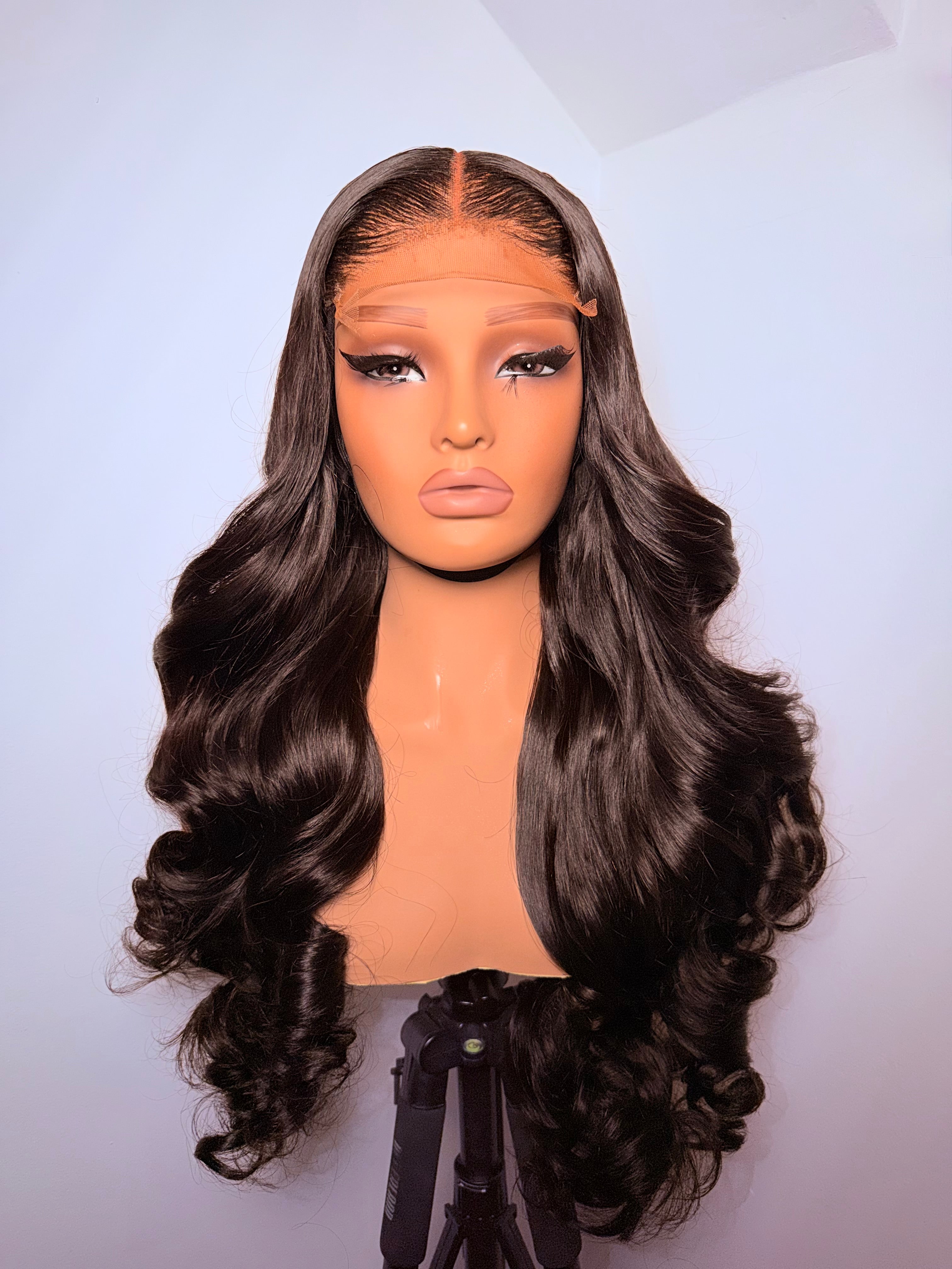26” 5x5 lace front luxe bounce -300g