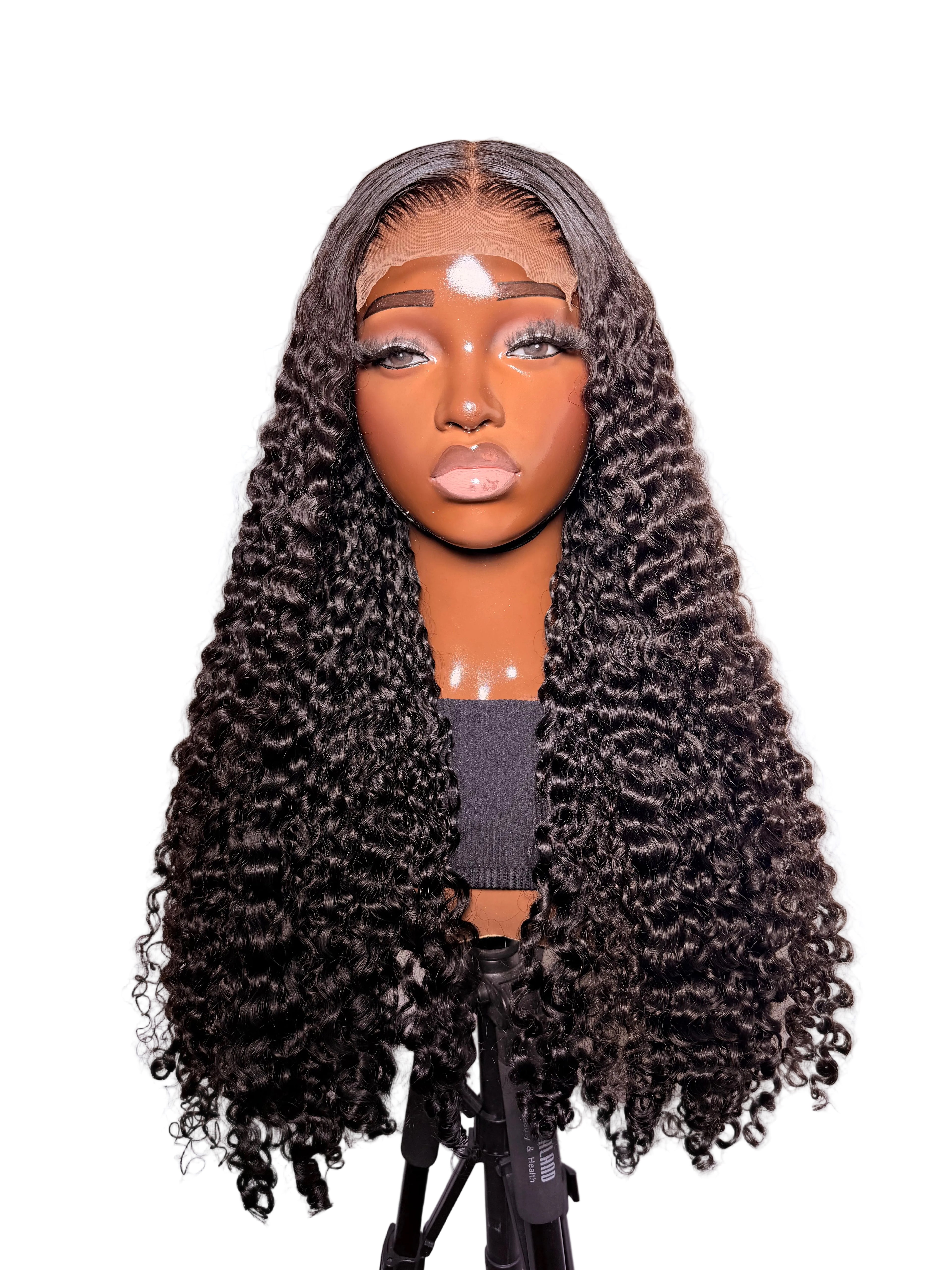 26” 5x5 lace front pixie curls -200g (comes pre bleached, pre styled and pre plucked )