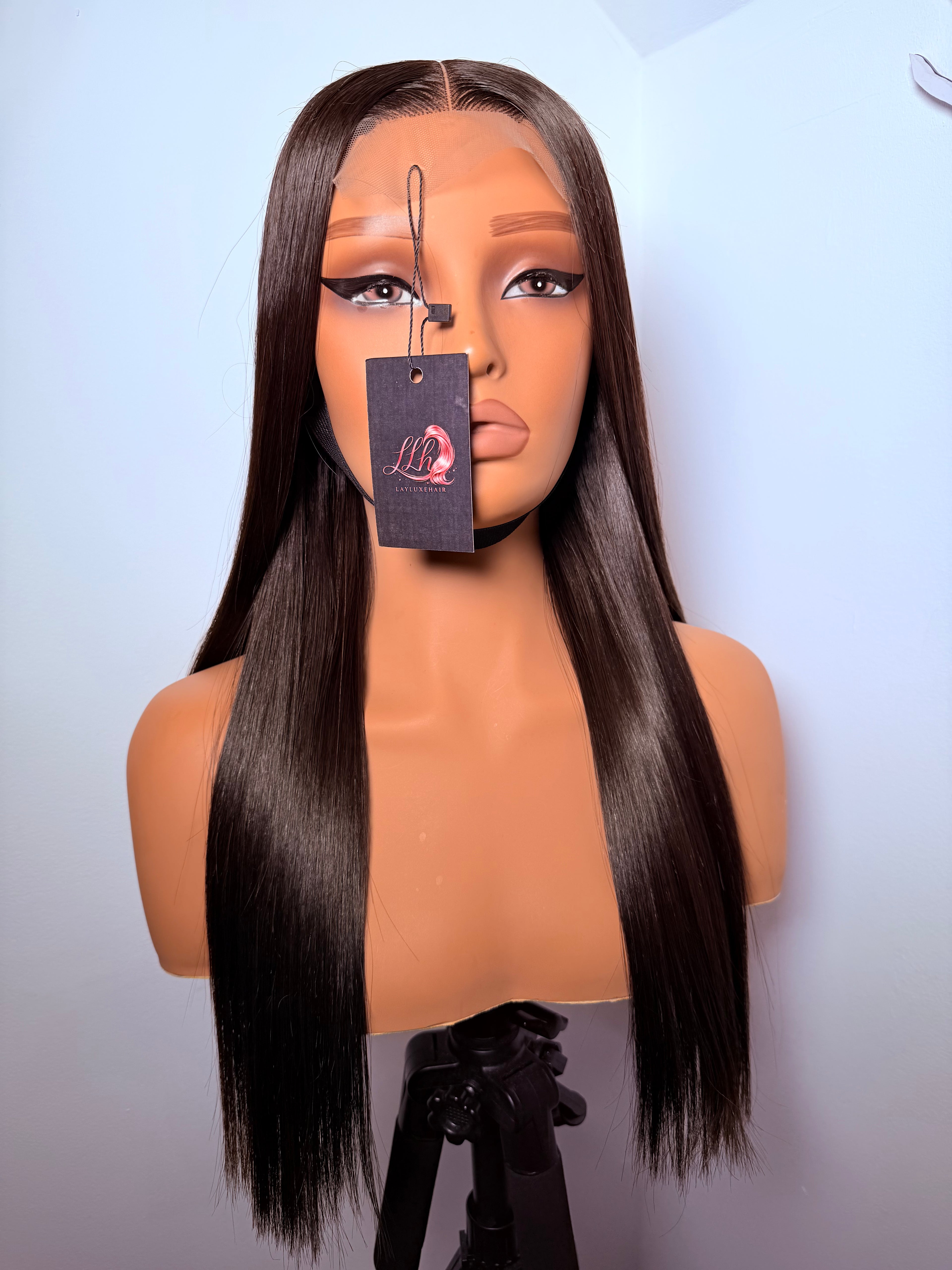 18” 2x4 lace front Vietnamese bonestraight -200g (pre order )