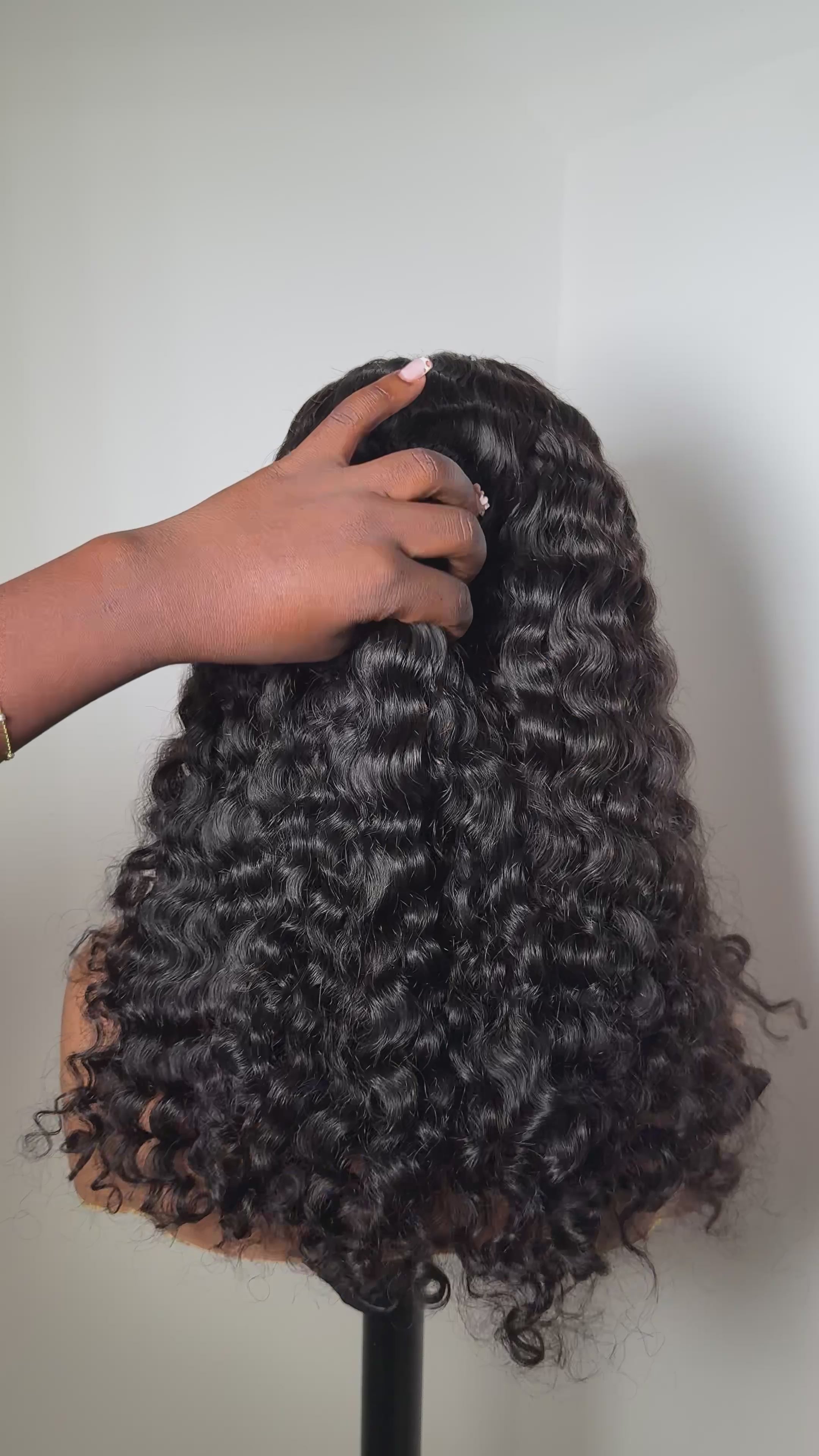 20” 13x4 virgin sdd Burmese curls 300g (new in)